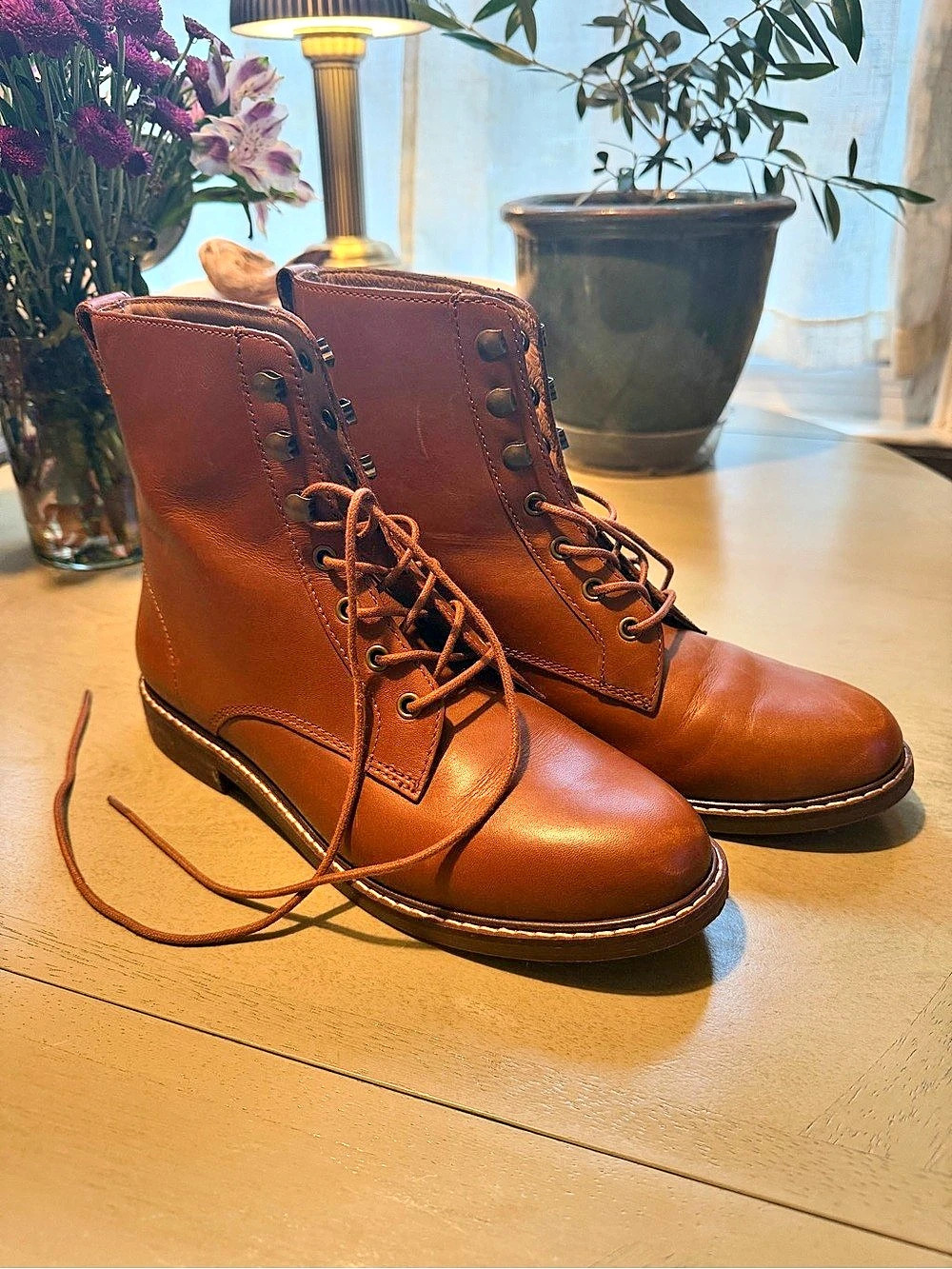 Madewell Women’s Leather Lace-Up Boots US 7.5